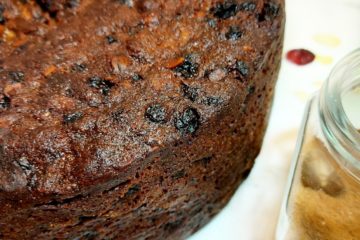Vegan Christmas cake