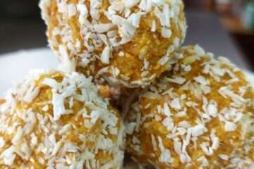 Apricot energy balls in a pile
